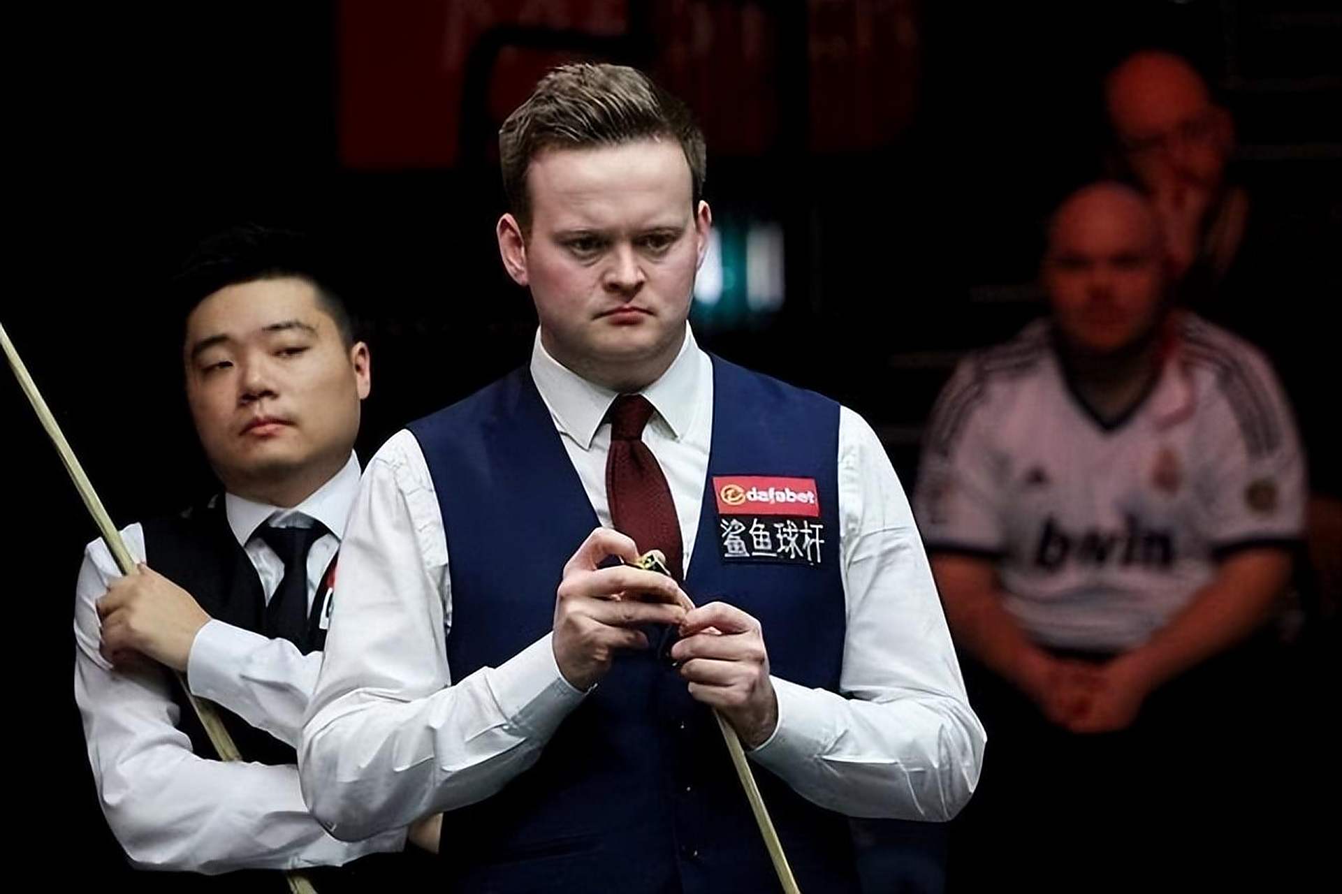 他们对中场 他们对中场