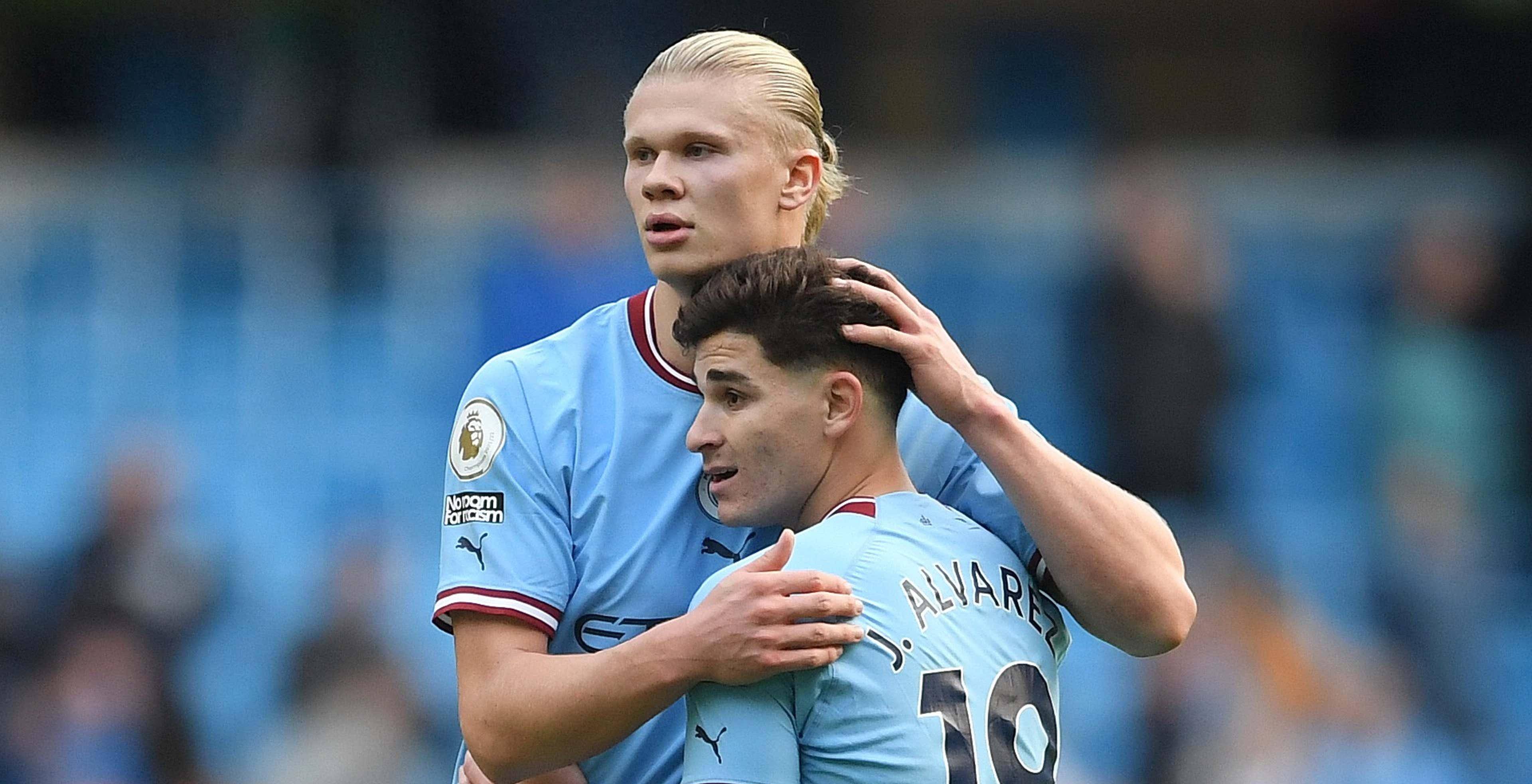 传也不放肘 传也不放肘