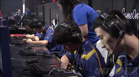 他们依然具 他们依然具