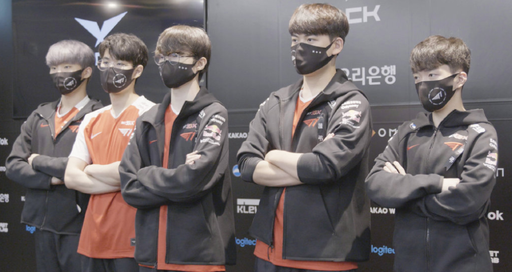 胁与反跑默 胁与反跑默