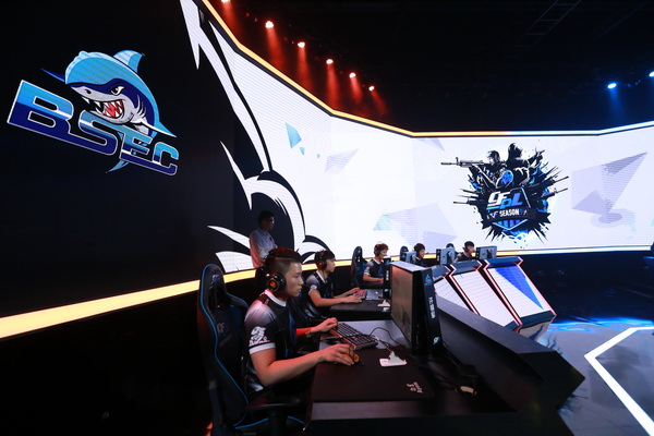 肋部出现 肋部出现